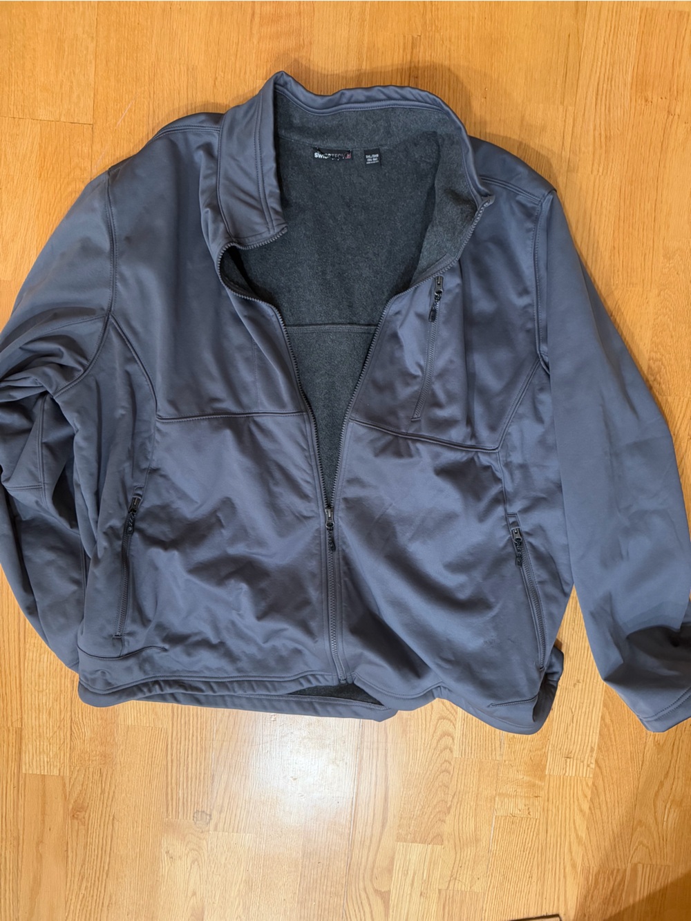 Swiss Tech Men's Softshell Jacket - Charcoal